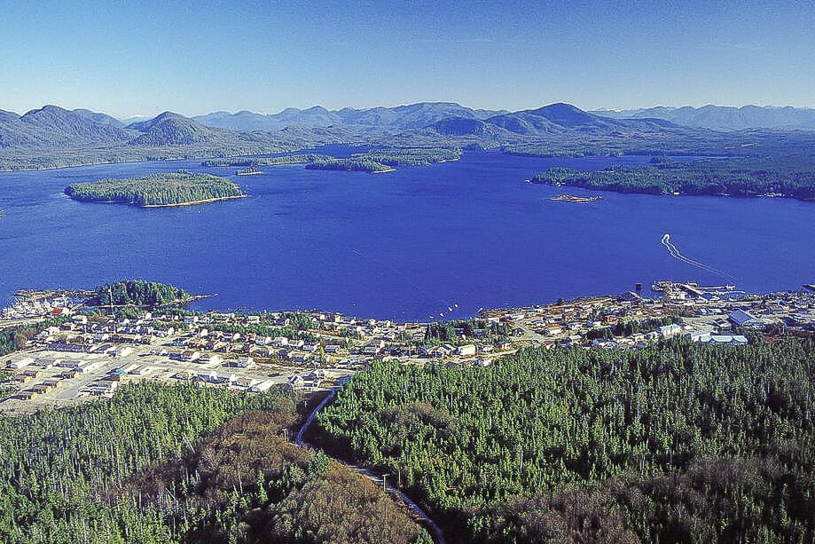 Bella Guest Cabins The Growth of Small Business in Haíɫzaqv Territory